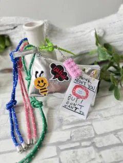 新品じゃらじゃらシルバーコインカードケースキーホルダーバックチャームパラコード