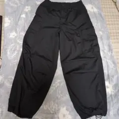GU　カーゴパンツ 　黒　ポケット付き