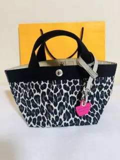 Item thumbnail for item 522770f4-1dfd-432f-a0f9-fa45bfb6559c