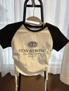 SHEIN ロゴプリント Tシャツ