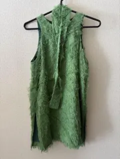 CLANE グリーン ノースリーブ フェザートップス