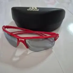 adidas レッド サングラス ケース付きのサムネイル