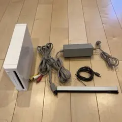 【ジャンク】Nintendo Wii本体セット　センサーバー電源コード接続コード