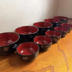 未使用 お椀 10個セット サイズ違い 漆器風 汁椀 小鉢 和食器 赤×黒のサムネイル