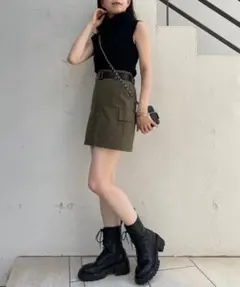 chico ベルト付きウエストタックカーゴミニスカート