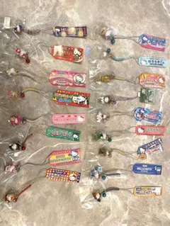 【希少レア】美品　ハローキティ ご当地ストラップ　32個セット　まとめ売り