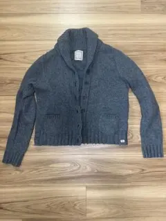 ラルフローレンのグレーのカーディガン