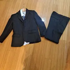 ストライプ フォーマルスーツ セット１３０センチ