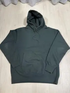 DISCUS ダークグリーン　プルオーバーフーディー
