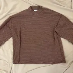 INOLVE タートルネックニット ブラウン・ホワイトストライプ