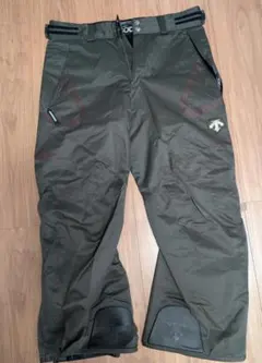 オガサカカタログ外.デサント製スキーパンツ.サイズO.傷ありジャンク品