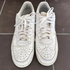 Nike ホワイトスニーカー