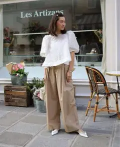 新品★完売　july nine パフスリーブブラウス 長袖 ホワイト 新品☆完売 july nine パフスリーブブラウス 長袖 ホワイト - メルカリ