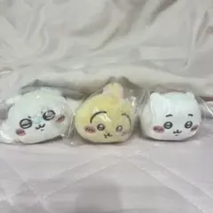 モモンガ　うさぎ　ちいかわ　ねそべりぬいぐるみ　ガチャガチャ