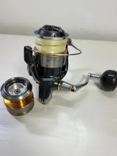 シマノ　15ツインパワー SW6000HG 早い者勝ち☆処分品☆投げ売り☆人気のサムネイル
