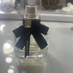 イブサンローラン　モンパリ　香水