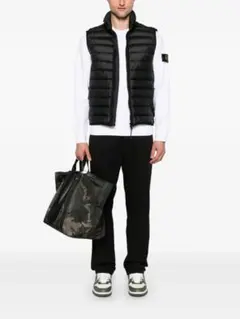 【即日発送】タグ付　STONEISLAND ブラック カーゴパンツのサムネイル