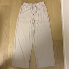 GU ライトベージュ ワイドパンツ S