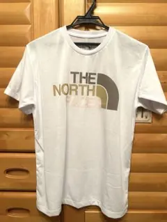 THE NORTH FACE カラフルロゴTシャツ