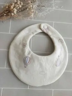 no147まんまるスタイ　卵型スタイ　リバーシブルスタイ　ハンドメイドスタイ