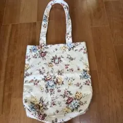 ハンドメイド　トートバッグ