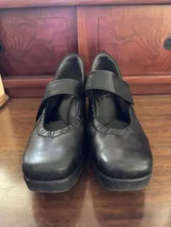 パンプス　うさぎや　23センチ　新品未使用　光沢　グレー うさぎやパンプス23の通販 by ぴぴトン's shop｜ラクマ