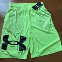 Under Armour 蛍光グリーン 半ズボン YLG