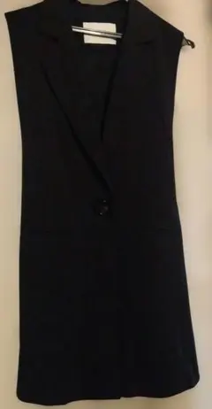 ベスト　ジレ　ブラック