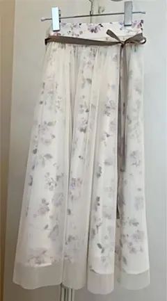 レッセ　パッセ　スカート