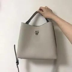 【美品】GUSCIO ワンハンドルスクエアハンドバッグ　　　　グレー