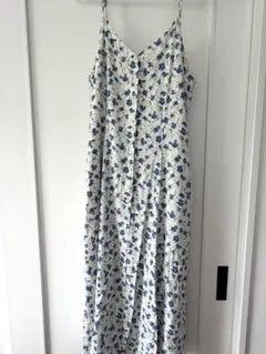 UNIQLO ユニクロ　キャミワンピース　ロングワンピースのサムネイル