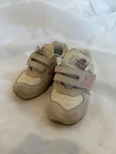 New Balance 574 スニーカー グレー/ピンク