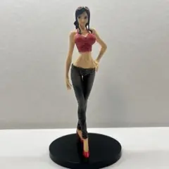 ニコ・ロビン DXF ワンピース JEANS FREAK フィギュア