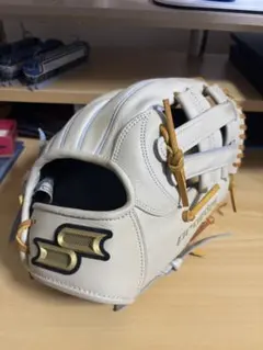 内野用グローブ