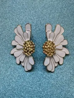 Item thumbnail for item 2269ee07-2f9f-4c06-bfc1-fd369964f543