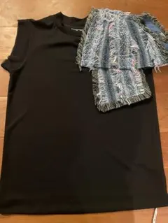 nishi-m様専用AdonisisSAISON フリル付きノースリーブのサムネイル
