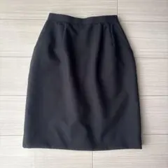 黒のタイトスカート スリット付き　事務スカートUNILADY