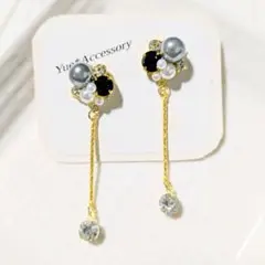 D-138　ハンドメイド☆ビジューピアス／イヤリング