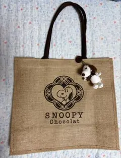 SNOOPY スヌーピー PEANUTS トートバッグ　麻　ぬいぐるみチャーム付