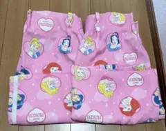 .⁠。⁠*⁠♡ディズニープリンセス カーテン美品2枚セット✧⁠*⁠。のサムネイル