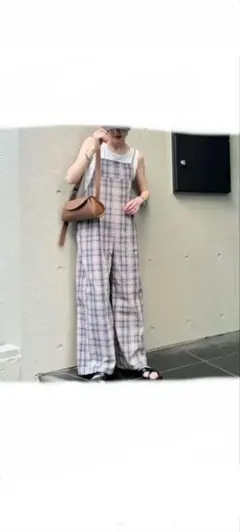 メルカリ市限定価格☆新品未使用チェック柄 サロペットSマタニティのサムネイル