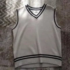vネック ベスト