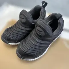NIKE 18cm ダイナモフリー　ナイキ　黒　ブラック