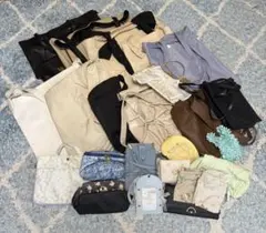 レディースバッグ　ポーチ　などまとめ売り　計24点のサムネイル