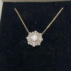 SWAROVSKI 雪の結晶モチーフ ネックレス クリスタル