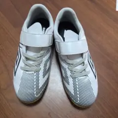 Umbro サッカーシューズ ホワイト
