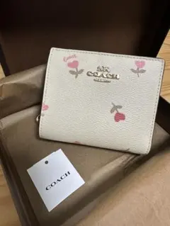 COACH 花柄二つ折り財布 ホワイト