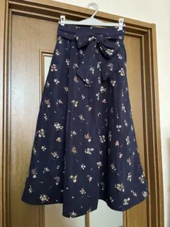 共リボン付きフレアスカート　ポケット付き　アースミュージックアンドエコロジー