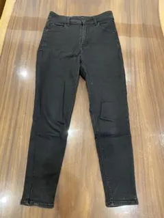 GU ブラック スキニーパンツ