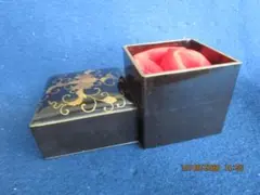 蒔絵　蓋物　桐唐草文様　金蒔絵　時代蒔絵　黒漆　漆器　時代物　程度は良さそう